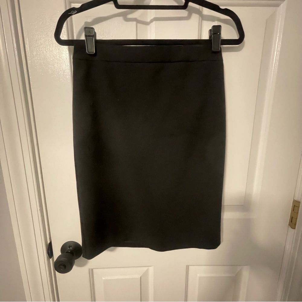 LOFT Black Pencil Skirt